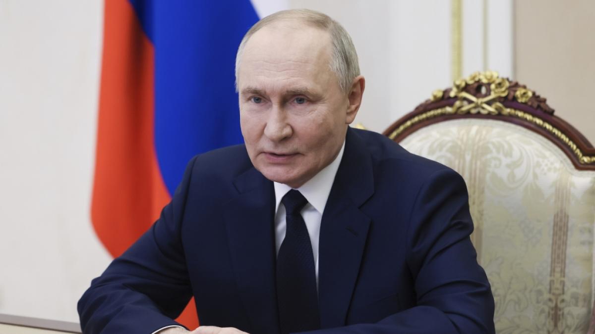 Wladimir Putin soll Soldaten f&uuml;r einen Angriff in Kursk durch eine kilometerlange Gasr&ouml;hre geschickt haben. (Foto)