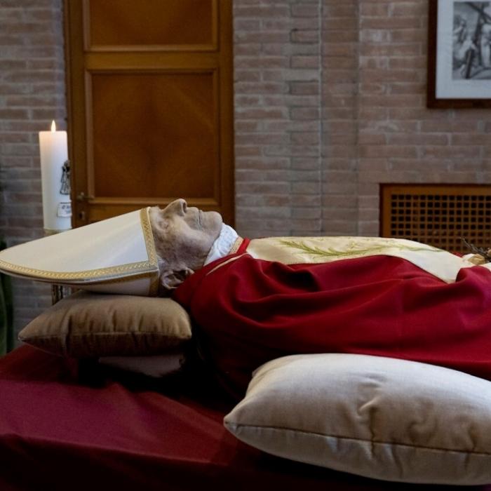 Letzte Worte von Papst Benedikt XVI. enthüllt - das ist zur Trauerfeier und Beerdigung bekannt