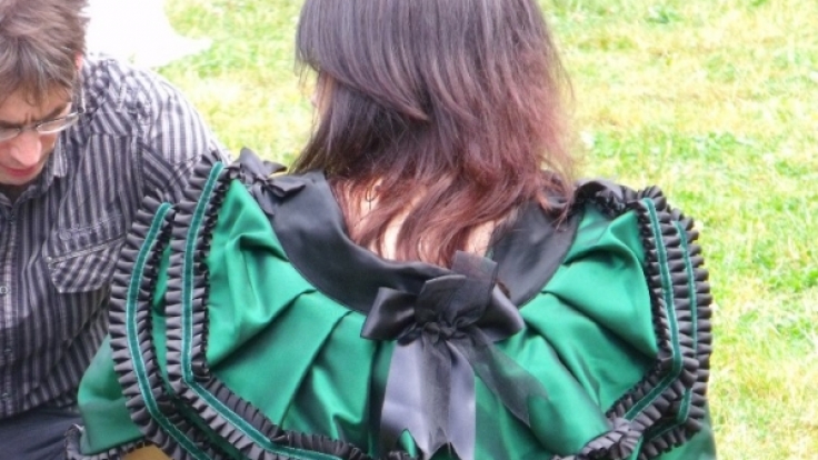 Besonders während des Victorianischen Picknicks schnüren sich viele Frauen in enge Korsetts.