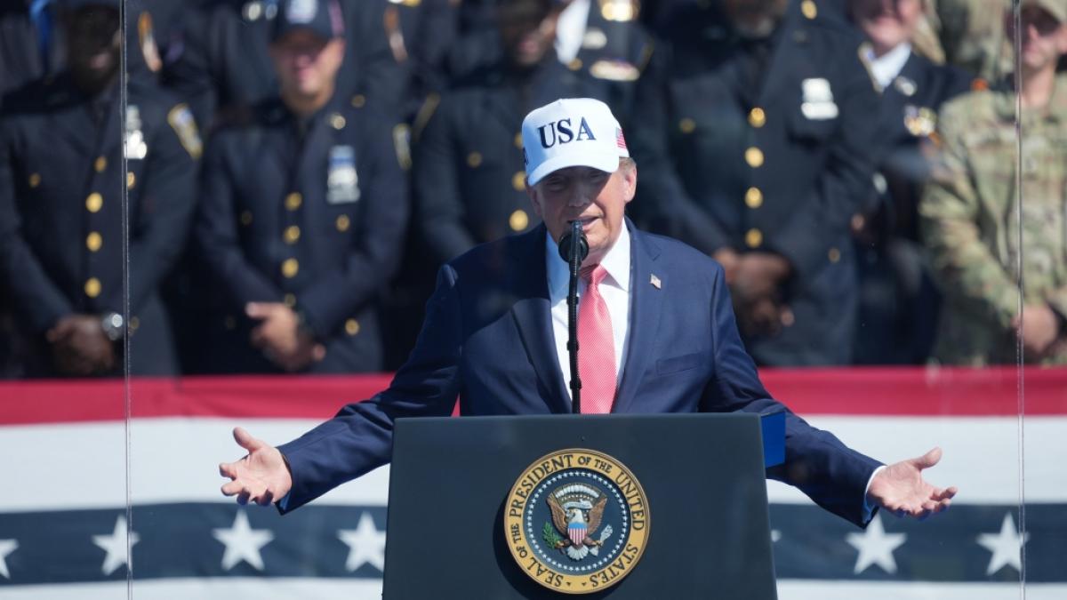 Im Zollstreit mit Kanada will Donald Trump nun die Einfuhr von bestimmten alkoholischen Getr&auml;nken verbieten lassen. (Foto)
