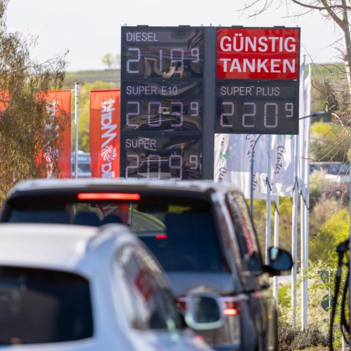 Weg mit der 12-Uhr-Tankregel? Was für Verbraucher am günstigsten wäre