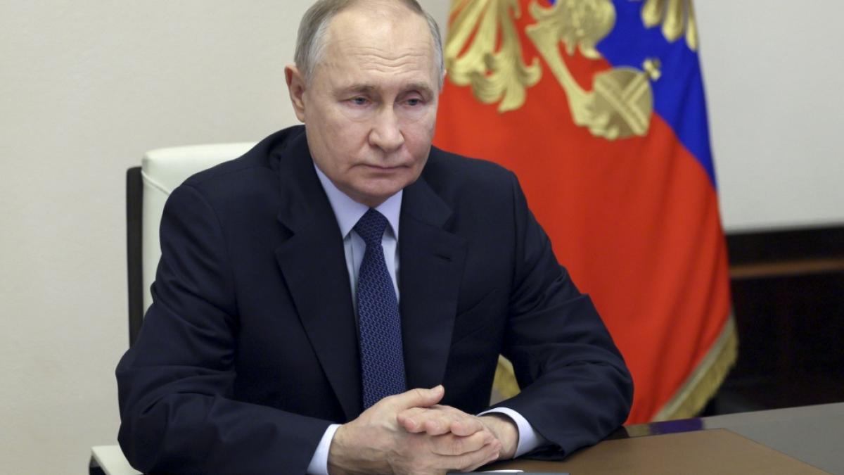 Wladimir Putin f&uuml;hrt seit fast drei Jahren Krieg gegen die Ukraine. (Foto)