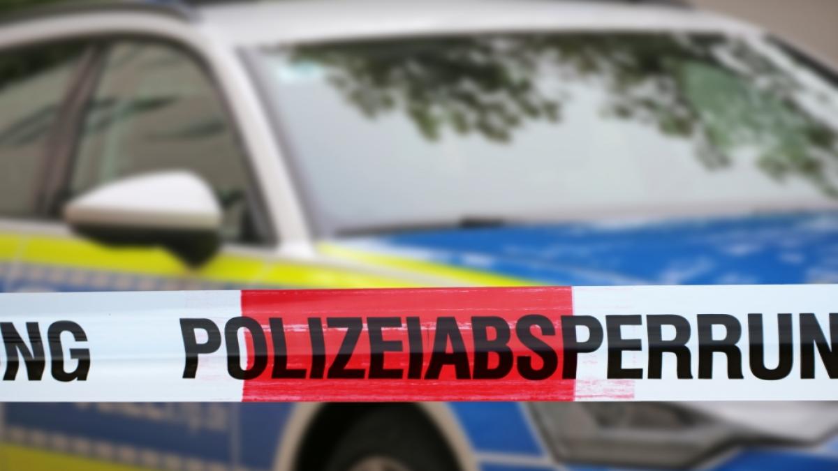 In Salzhausen wurden in einem ausgebrannten Auto zwei Leichen entdeckt. (Foto)