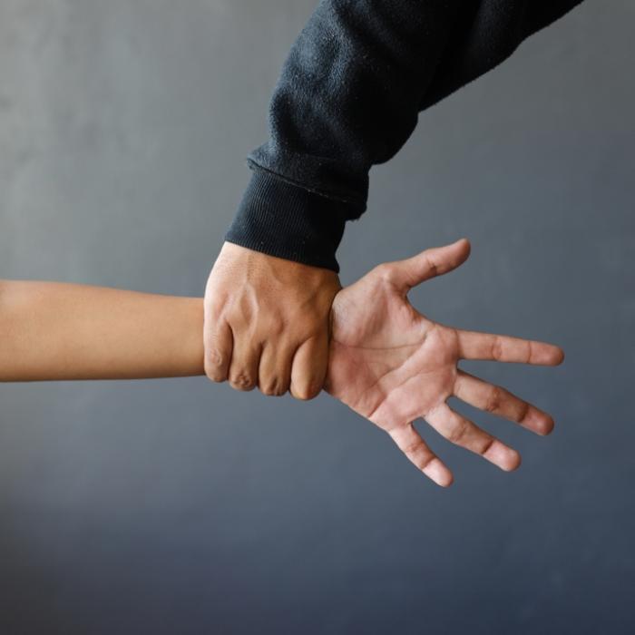 Mädchen (8) gekidnappt! Eltern sahen Tat auf Überwachungskamera