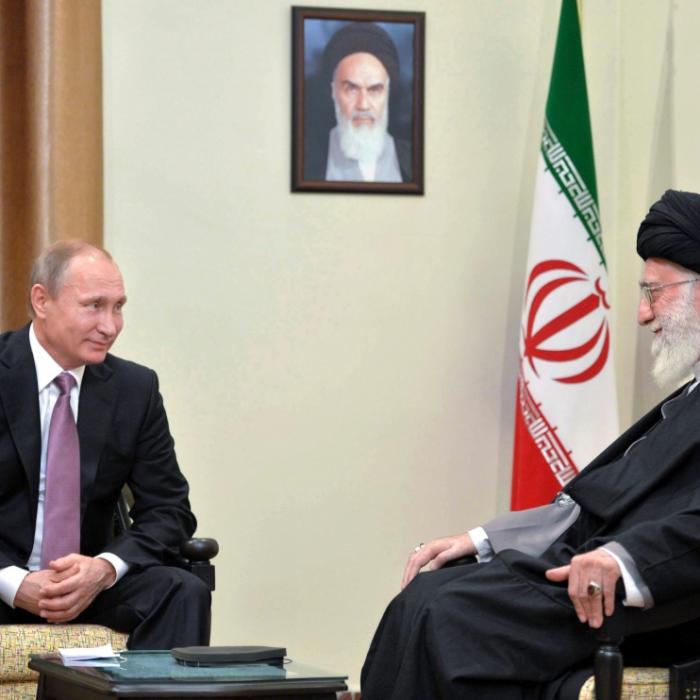 Russland besiegelt Atom-Hammer - Milliarden-Deal mit dem Iran unterzeichnet