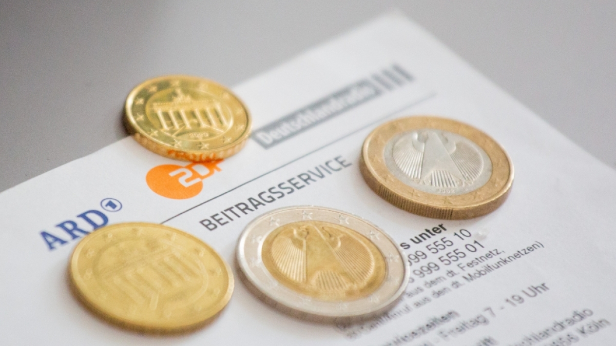 Aufforderungen den Rundfunkbeitrag zu zahlen fallen weg. Drohen Mahnungen? (Foto)