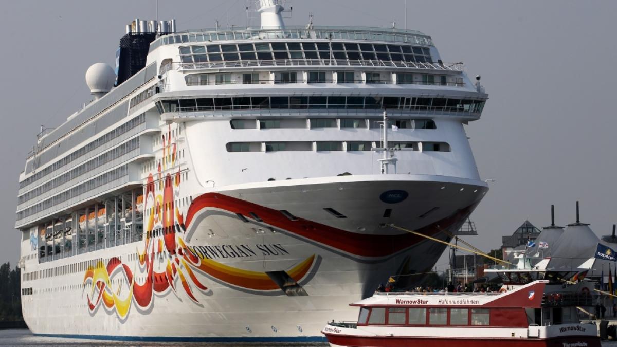 Die "Norwegian Sun" kollidierte in Alaska mit einem Eisberg. (Foto)