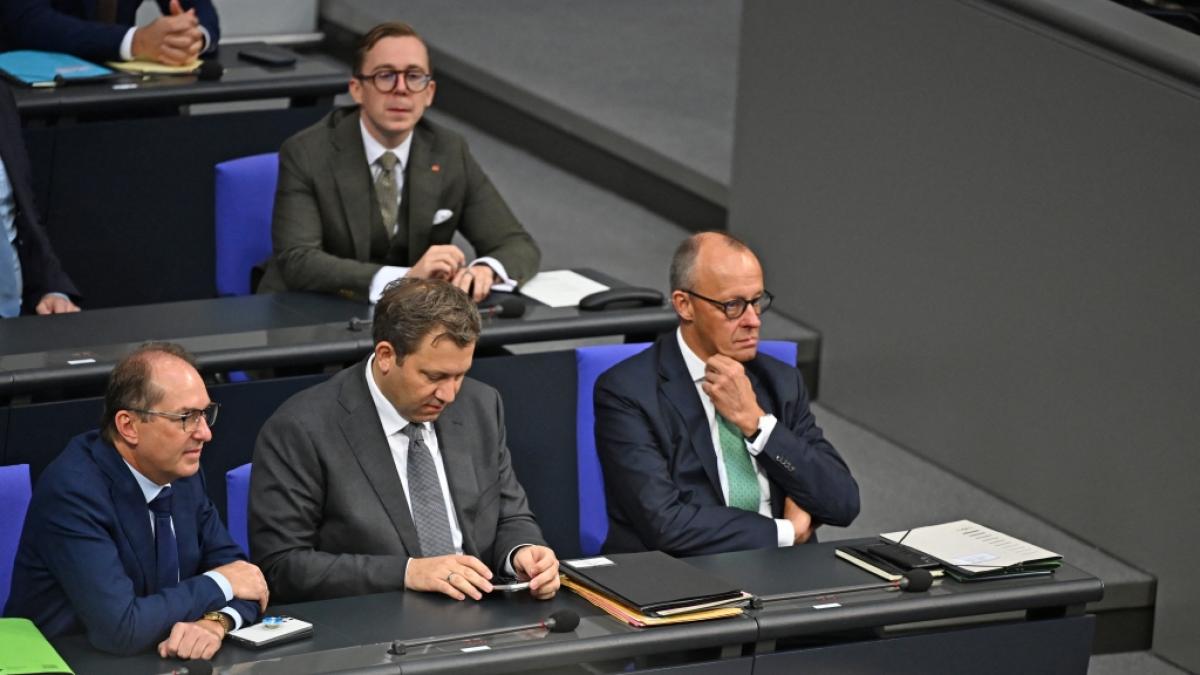 Pflegereform beschlossen: Kinderlose und Gutverdiener zahlen mehr (Foto)