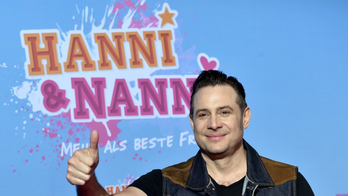 Sascha Vollmer schreibt nebenbei Werbejingles, z.B. f&uuml;r Mercedes Benz. (Foto)