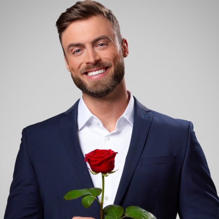 Sie gibt ihm eine 3. Chance! Bachelor teilt erstes Liebes-Foto