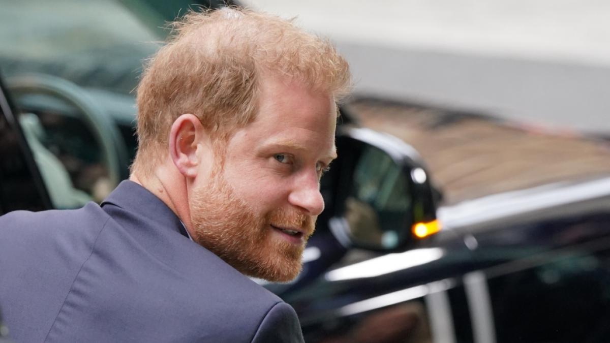 Prinz Harry kann es offenbar nicht vertragen, wenn seine royale Verwandtschaft im Mittelpunkt steht, er selbst aber ignoriert wird. (Foto)