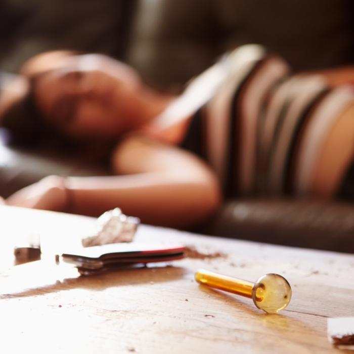 Junkie-Mutter stirbt an Überdosis - Babysohn verdurstet und verhungert