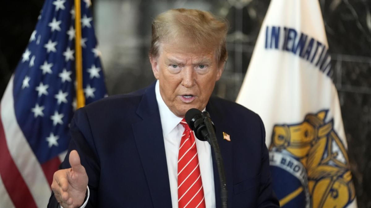 Donald Trump h&auml;lt sich f&uuml;r beliebter als Taylor Swift. (Foto)