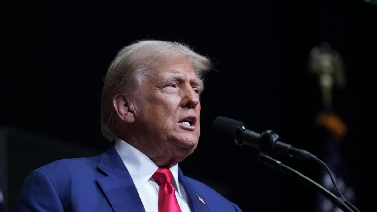 Der republikanische Pr&auml;sidentschaftskandidat und ehemalige US-Pr&auml;sident Donald Trump spricht bei einer Wahlkampfveranstaltung. (Foto)