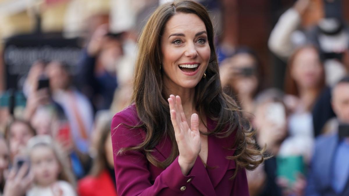 Prinzessin Kate wagt sich nach ihrer Chemotherapie wieder in den Royals-Alltag - Adelsexperten haben warnende Worte f&uuml;r die Prinzessin von Wales. (Foto)