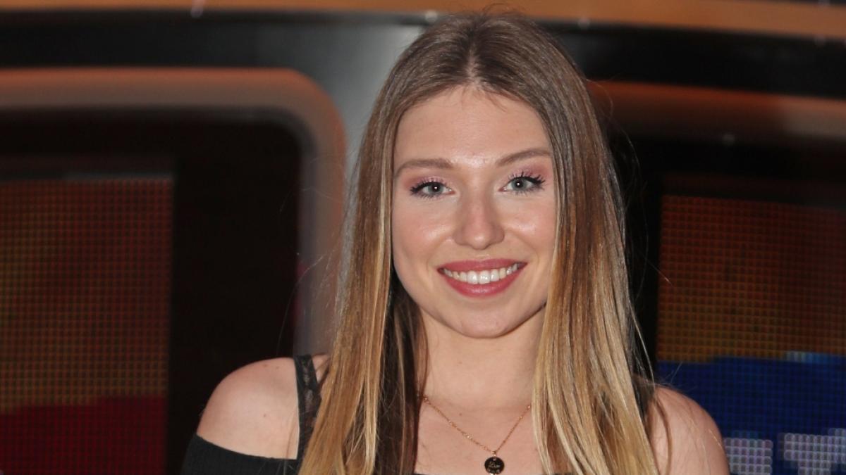 YouTuberin Bianca Cla&szlig;en meldet sich nach langer Auszeit auf Social Media zur&uuml;ck. (Foto)