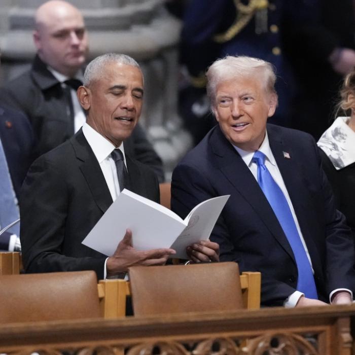 Künftiger US-Präsident völlig von der Rolle? Rätselraten um dubioses Obama-Gespräch