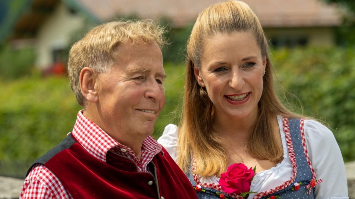Stefanie Hertel und ihr Vater waren beruflich wie privat ein starkes Team - nun ist Eberhard Hertel im Alter von 85 Jahren gestorben. (Foto)