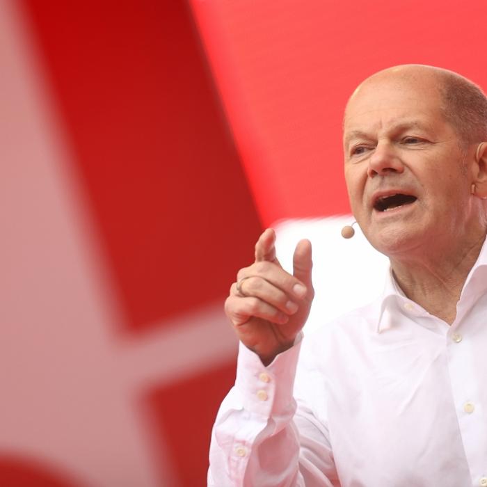 Umfrage enthüllt! ER soll Bundeskanzler werden