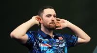 Darts-Profi Luke Humphries ist nicht nur die amtierende Nummer eins der Pfeilesport-Welt, sondern auch frischgebackener Premier-League-Sieger.