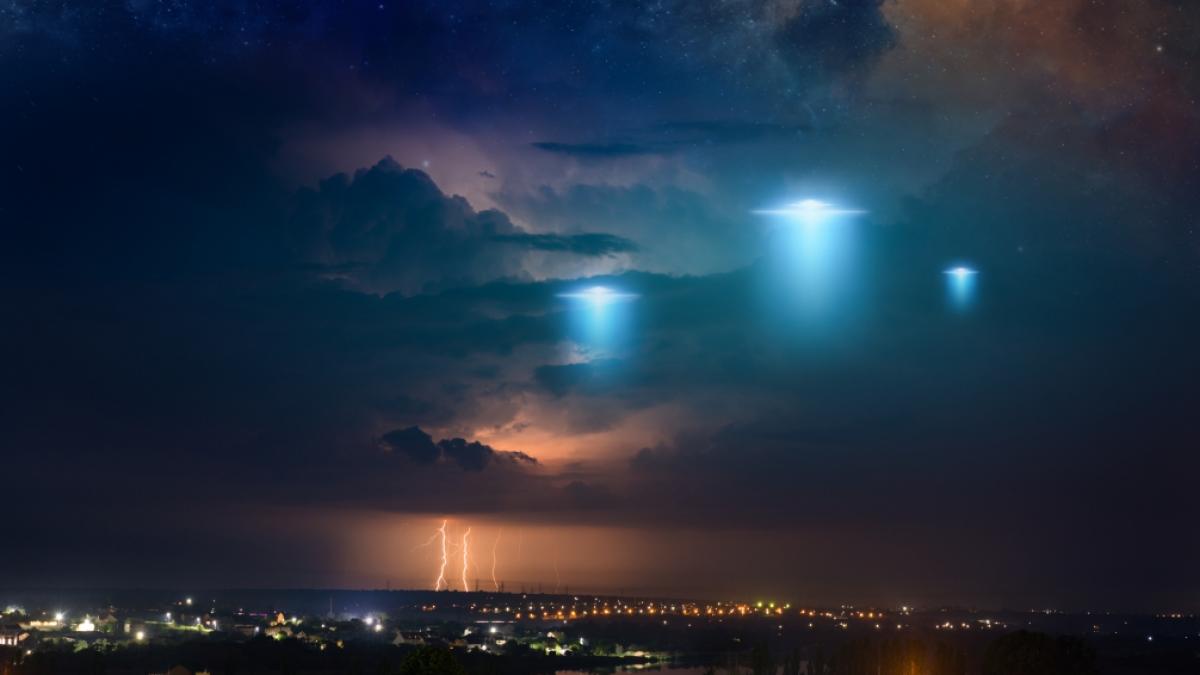 Wurde gleich eine ganze UFO-Flotte gesichtet? (Foto)