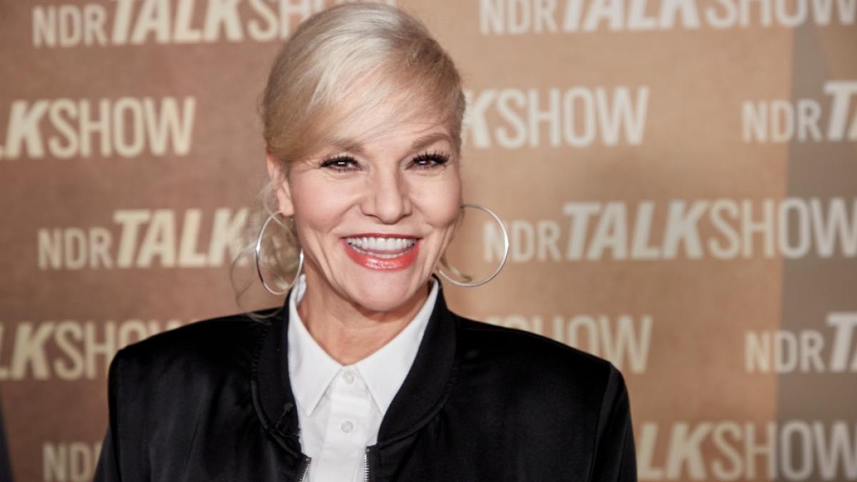 Moderatorin und S&auml;ngerin Ina M&uuml;ller bei der 1000. Sendung der "NDR Talk Show". (Foto)