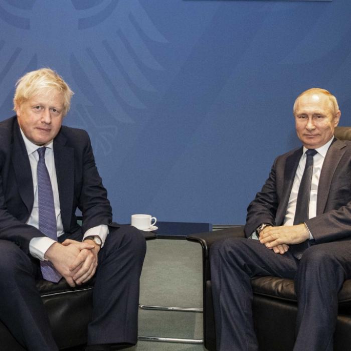 Boris Johnson beleidigt Kreml-Chef als 