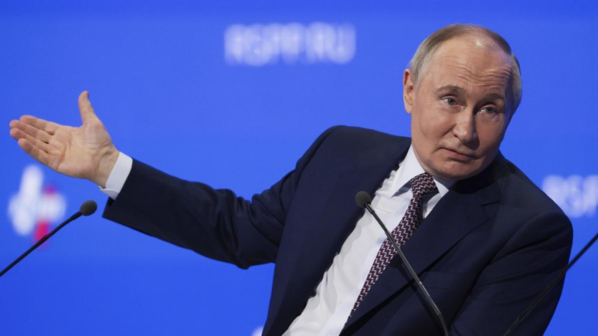 Wladimir Putin soll eine mobile Toilette auf Auslandsreisen benutzen, um ungewollte DNA-Analysen zu verhindern. (Foto)
