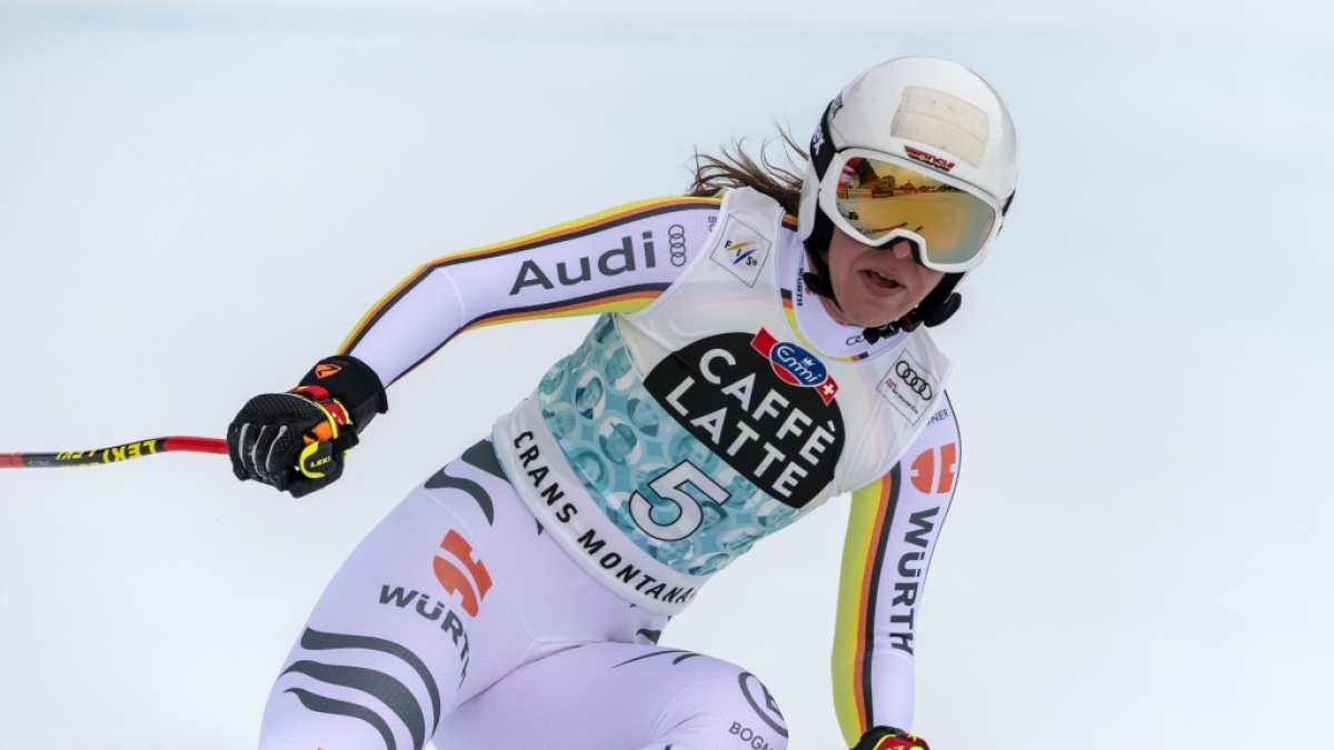 Wie schlagen sich die Ski-alpin-Damen bei der Weltcup-Abfahrt in Crans Montana in der Schweiz? (Foto)