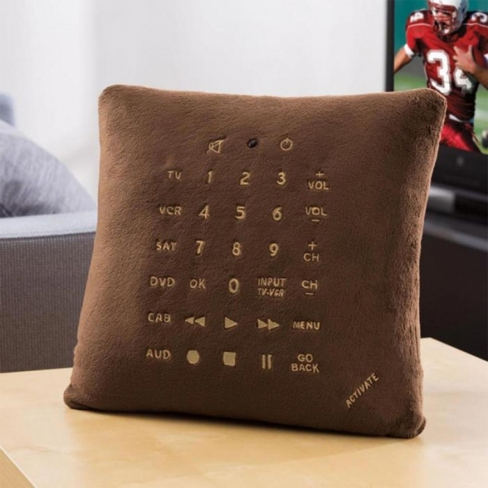 Abgefahren! Dieses Kissen bedient Ihren Fernseher