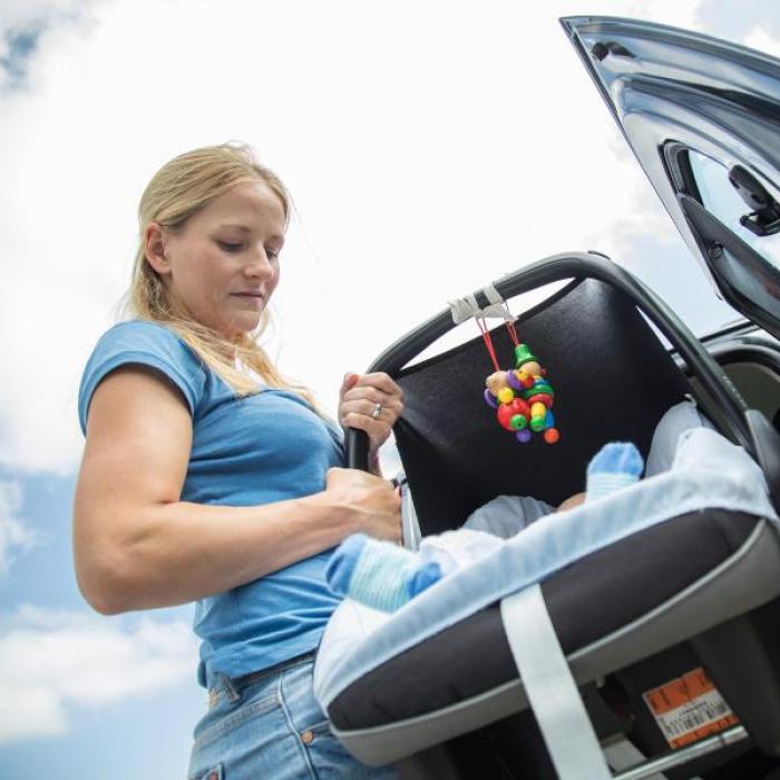 Achtung, Eltern! DIESER Kindersitz fällt durch