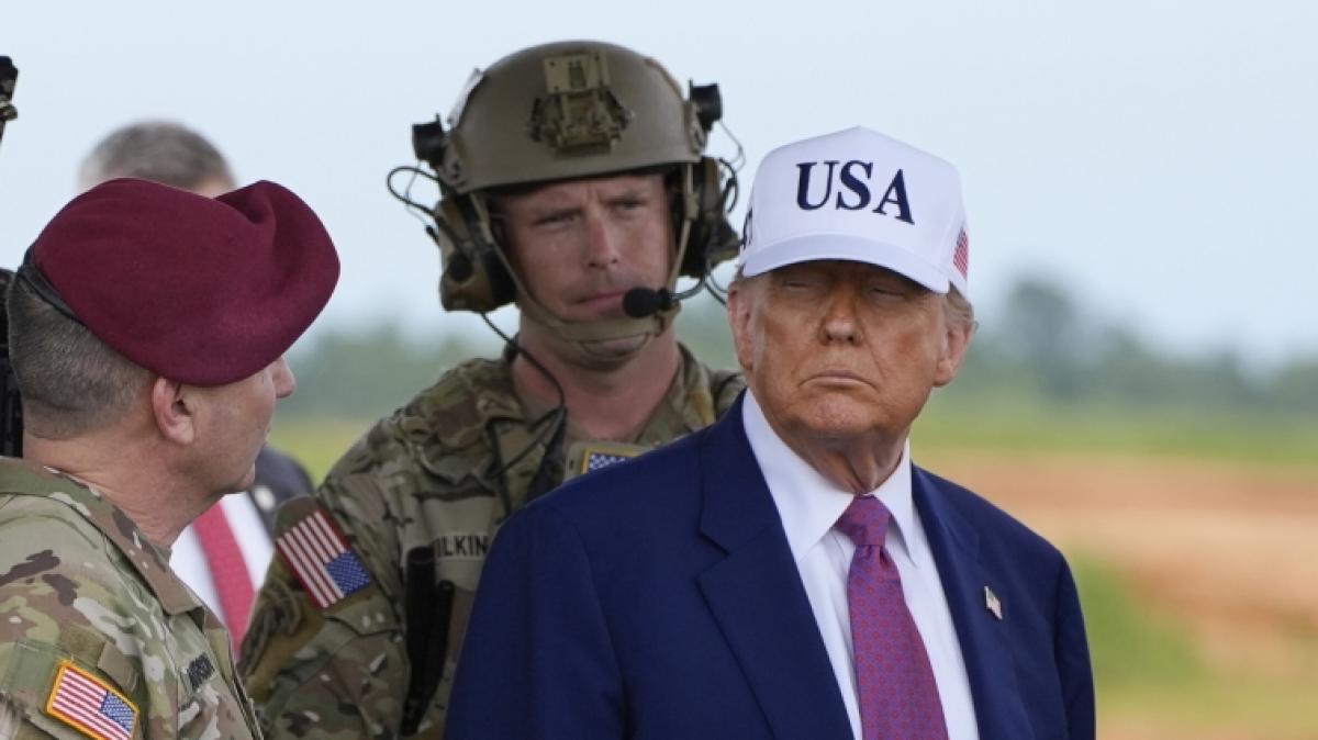 Einer Umfrage zufolge sinken Donald Trumps Umfragewerte. (Foto)