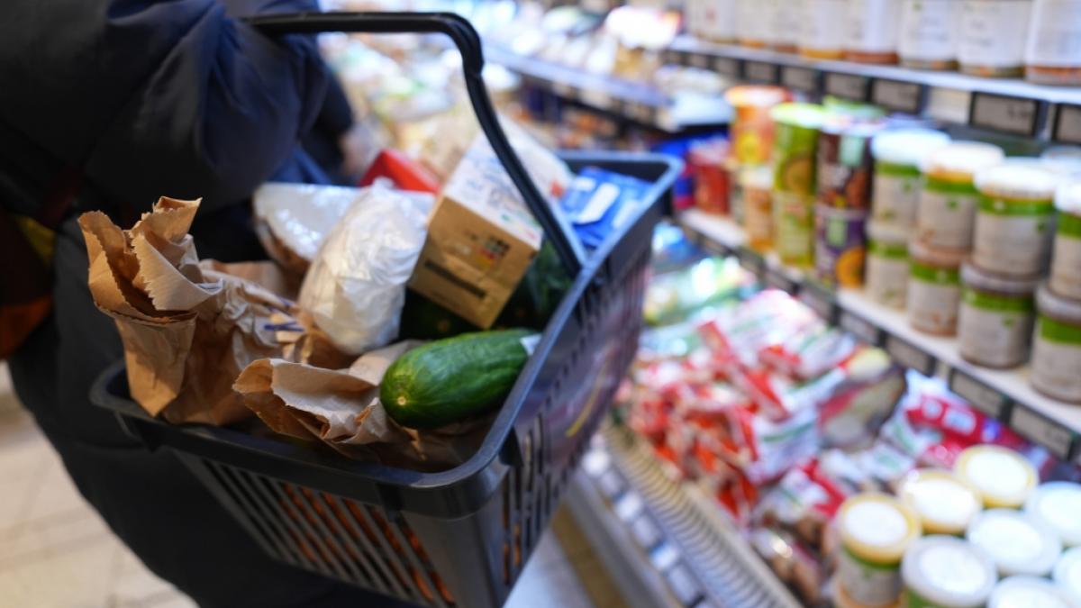 Besonders bei Lebensmitteln bekommen Verbraucher die steigenden Preise zu sp&uuml;ren. (Foto)