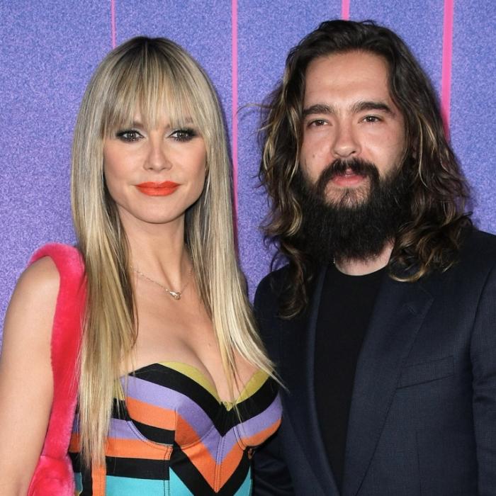 Wilde Sause mit Tom Kaulitz! Dieser Weihnachts-Fummel verdeckt fast nichts