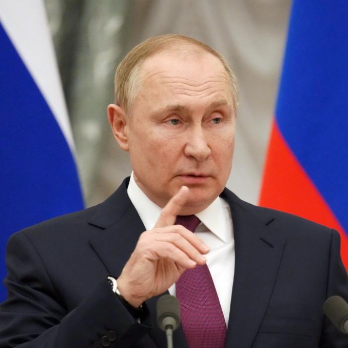 Letzter Rubel für den Kreml: Putin bittet Russen zur Kasse