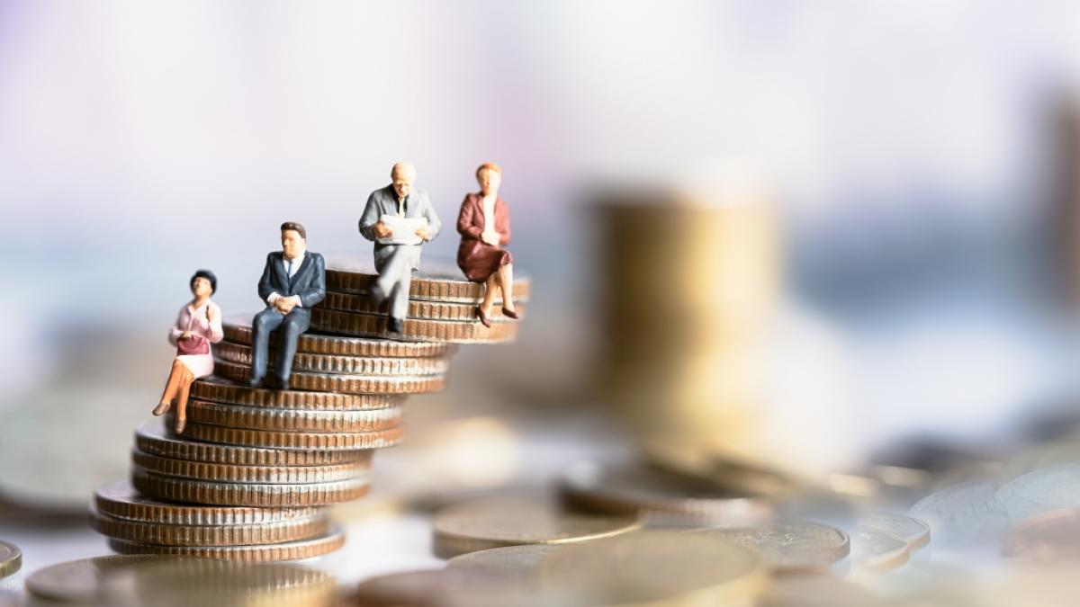 Auf jeden aktiven Bundesbeamten kommen inzwischen mehr als zwei Pension&auml;re &ndash; und die Rechnung daf&uuml;r wird von Jahr zu Jahr gewaltiger. (Foto)