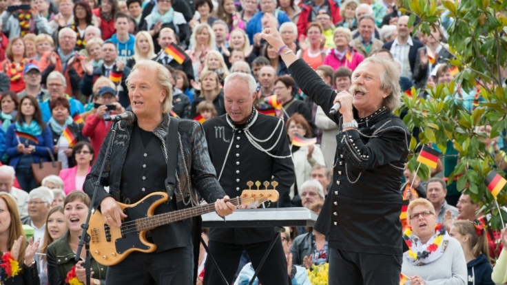 Die Höhner erneut zu Gast in Kiwis Fernsehgarten.