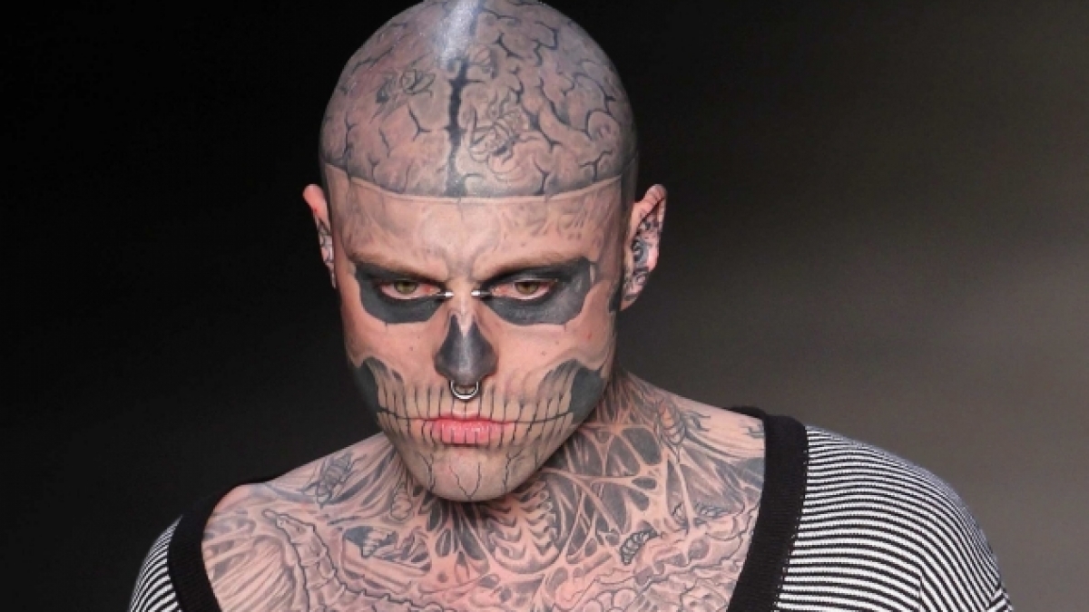 Das kanadische Model Rick Genest auf einem Laufsteg f&uuml;r die Marke Auslander im Jahr 2011. (Foto)