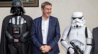 Markus Söder posiert als 