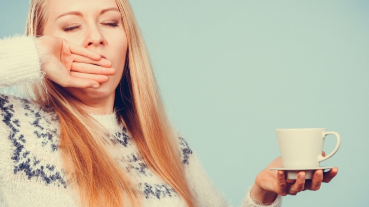Der morgendliche Kaffee macht zwar munter, birgt allerdings gesundheitliche Risiken.