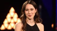 Aurora Ramazzotti legt in Paris einen sexy Auftritt hin.