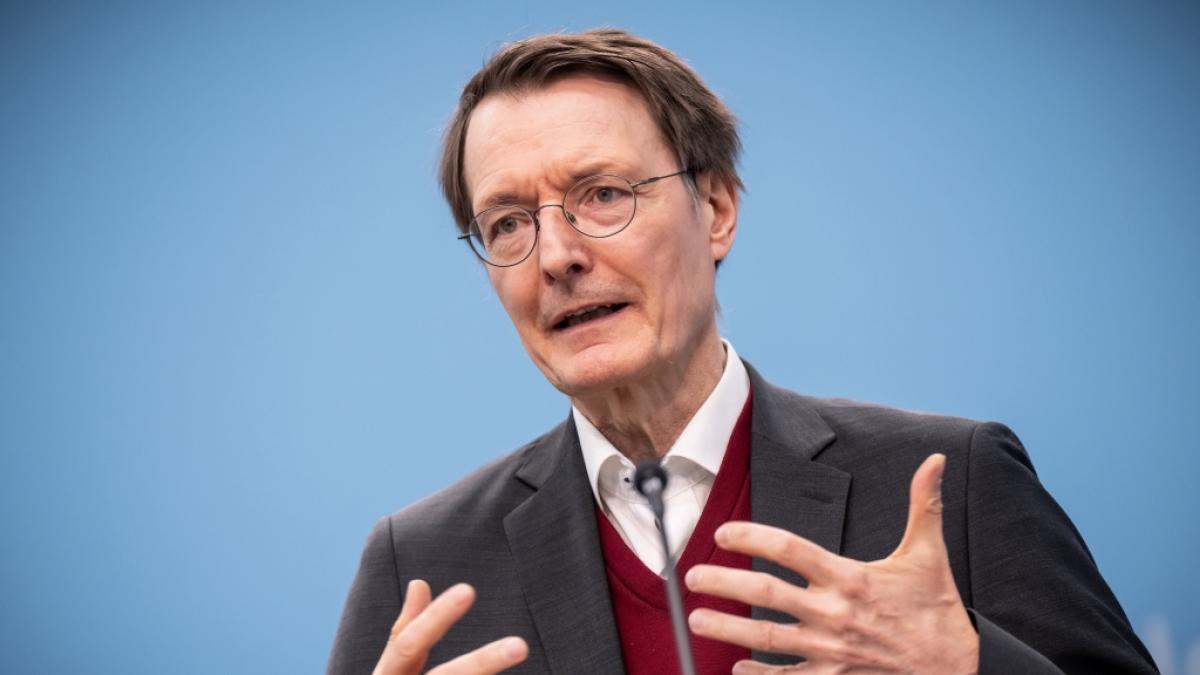 Karl Lauterbach ist jetzt auf TikTok aktiv. (Foto)