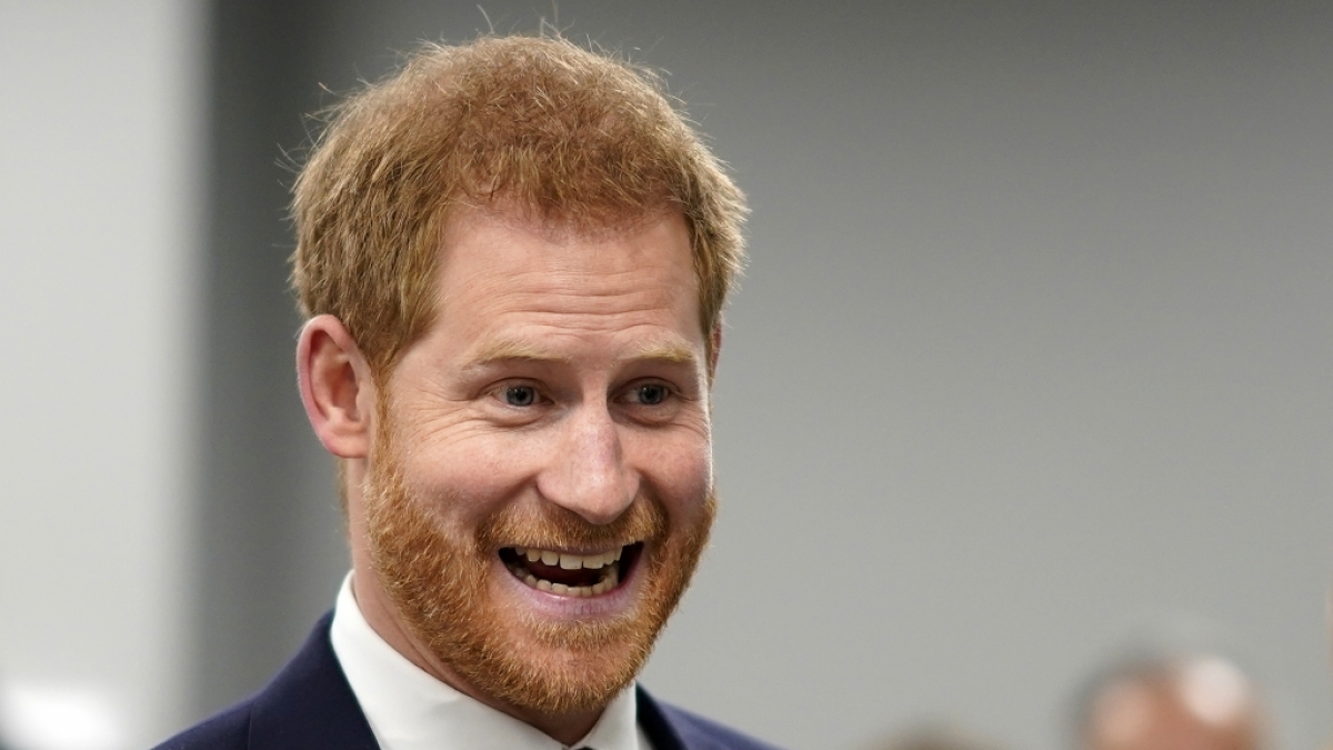 Prinz Harry hat Grund zur Freude - sind die b&ouml;sen Ger&uuml;chte, Prinz Charles sei nicht sein leiblicher Vater, jetzt endlich vom Tisch? (Foto)