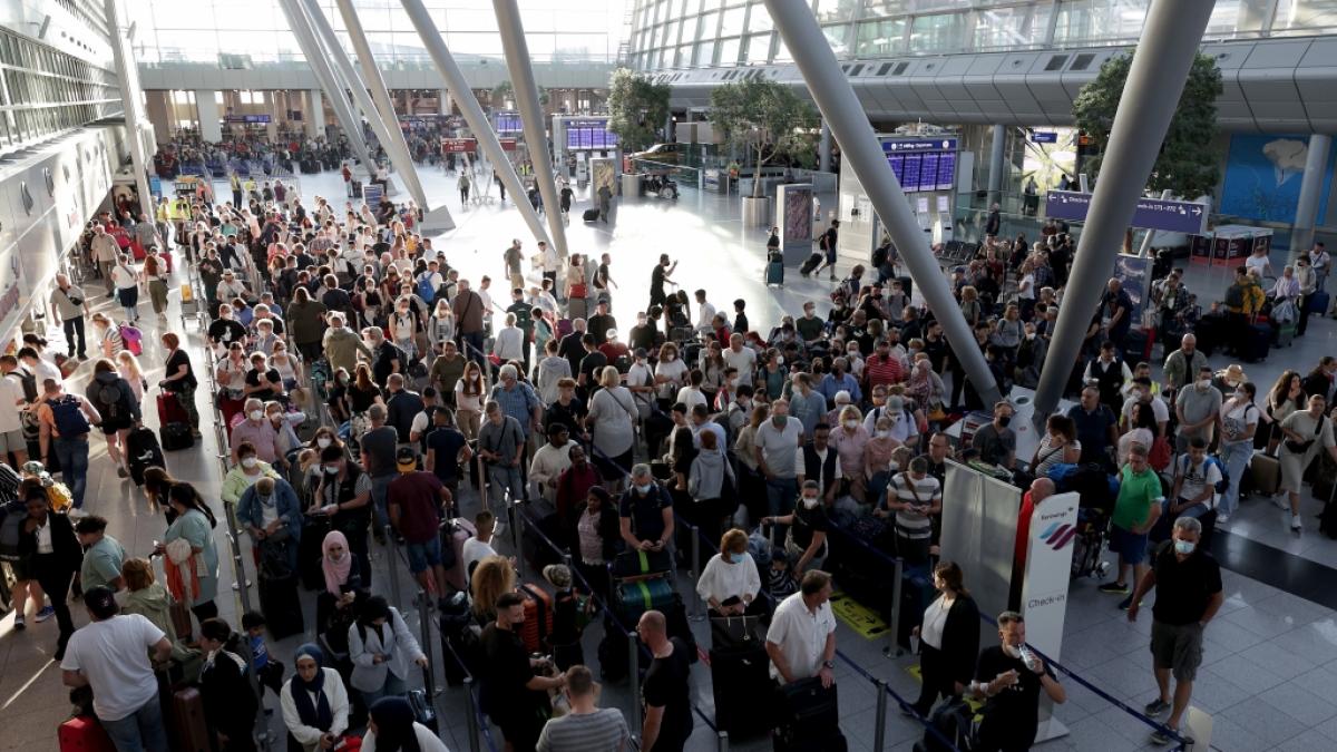 Derzeit herrscht an deutschen Flugh&auml;fen absolutes Chaos. Gastarbeiter aus der T&uuml;rkei sollen die Situation jetzt retten. (Foto)