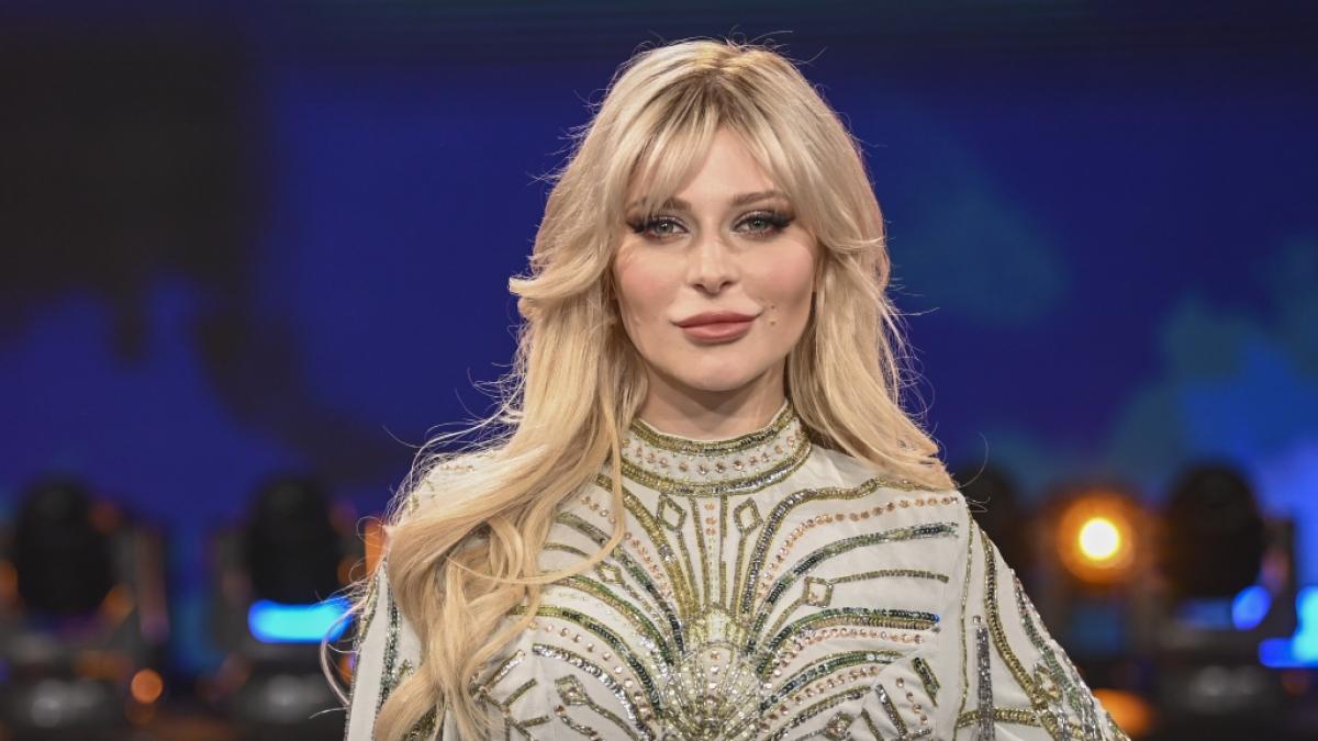 Schlagers&auml;ngerin Marie Reim ist f&uuml;r ihre besonderen B&uuml;hnen-Outfits bekannt. (Foto)