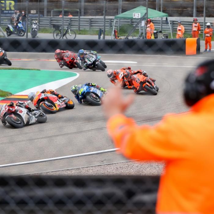 Er wurde nur 16 Jahre alt! Motorrad-Talent bei Horror-Unfall getötet