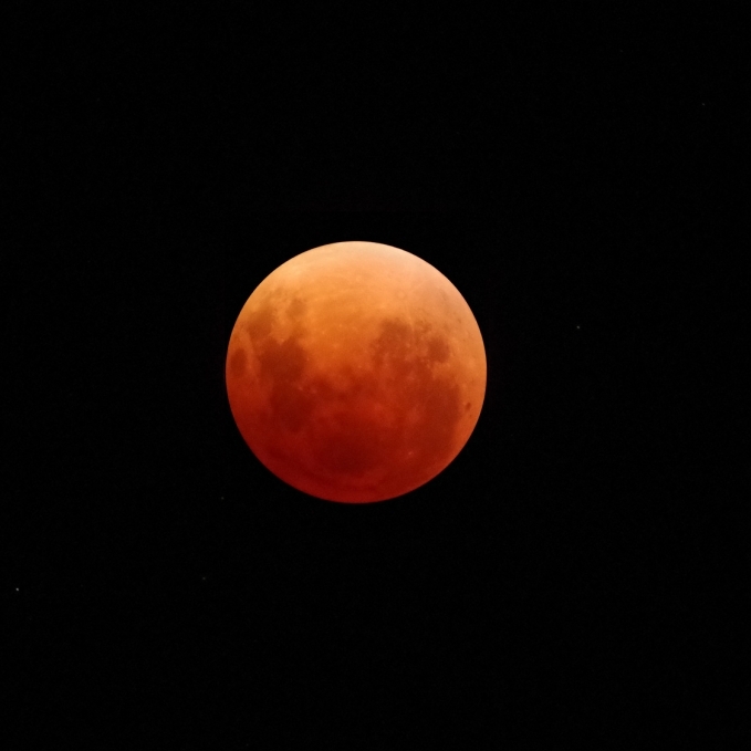 Die totale Mondfinsternis als Vorbote der Apokalypse?