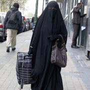 Eine Frau in einer Burka.