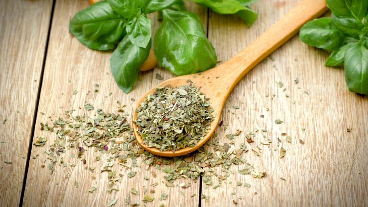 Die Stiftung Warentest hat getrockneten Oregano und Majoran auf Schadstoffe untersucht. (Foto)