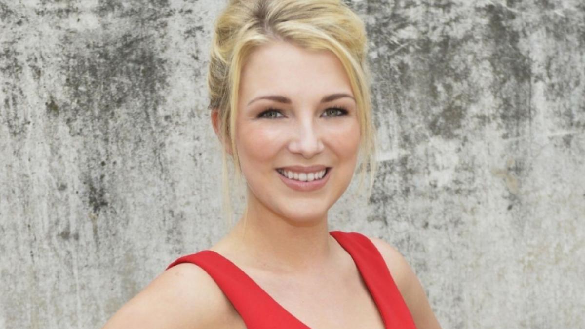 GZSZ-Star Iris Mareike Steen l&auml;sst jetzt besonders tief blicken. (Foto)